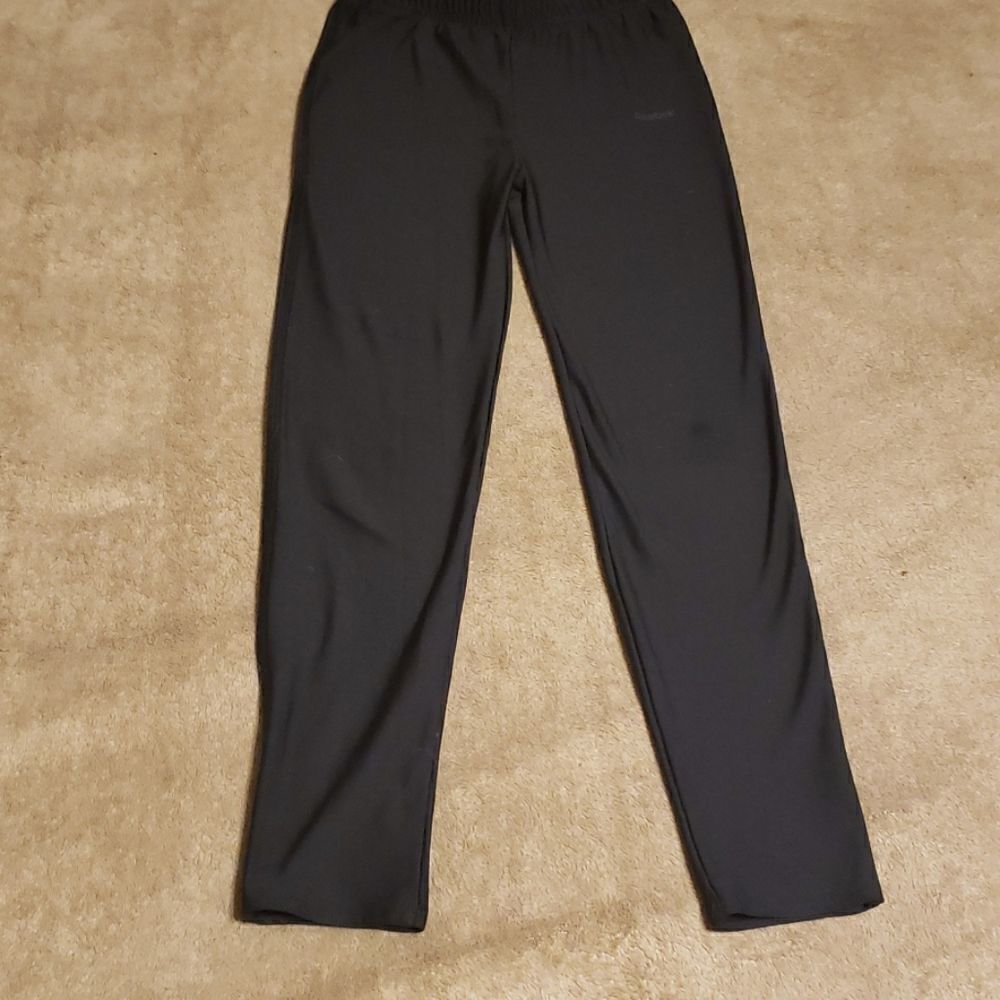 𝅺❤ 3/$20 Reebok Youth dry fit pants